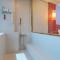 Geoje Hound Hotel & Spa - 巨济