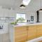 9 Bedroom Beautiful Home In Sydals