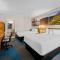 Days Inn by Wyndham Dubuque