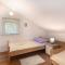 Nice Home In Ostrobradic With Jacuzzi