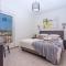"Casa Mia" Luxury villa with heated swimming pool with jacuzzi