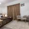 entire Luxury and family One Bed Room living Room in front Of Beach