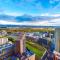 Modern 2 Bed Apartment in Manchester City Centre with Pool Table
