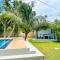 Private Villa with a Pool, Beach Front - The White House - 阿杭格默