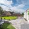 Charming Forfar House and Hot Tub - Angus