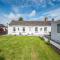 Charming Forfar House and Hot Tub - Angus