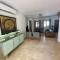 Private 7BR Luxury Villa and Pool walk to Palm Beach