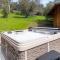 Selah Cabin- Dog Friendly/BBQ/Level 2 EV Charger