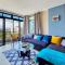 Central, secure, family home with pool and gym! - 开普敦