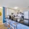 Central, secure, family home with pool and gym! - 开普敦