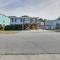 1 Block to Beach Home with Patio in Murrells Inlet! - Myrtle Beach