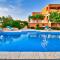 MY DALMATIA - Holiday home Visocane with private pool