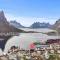 Reine Front View - Mountain & Seaview