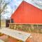 10 Mi to Skiing Historic Farmhouse in Maine! - Rumford