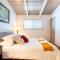 New Gateway to SFO - King Bed - BART 10 min walk - Hayward
