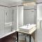 Comfort Aparthotel Versailles, St Cyr lEcole