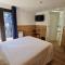 Aston Hotel
