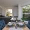 Modern Apartment with River View in Central Windsor