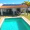 Casa Cantinho de Arembepe - Linda casa com piscina no litoral norte da Bahia - Camaçari