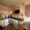 Bel appartement T2 cabine avec vue sur lac, balcon et parking couvert - FR-1-593-4