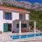 Holiday Home Gornje Tucepi With Sea View 313