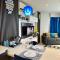 Studio Condominium,with pool Nitflex wifi Tambuli Seaside Tower C Seaview balcony 15mins from airport - Lapu Lapu City