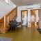4 Bedroom Gorgeous Home In Pomer