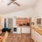 Four-Bedroom Holiday Home In Vodnjan