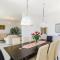 Three-Bedroom Holiday Home In Orasac
