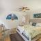 Ocean Front Paradise with Hot Tub in Hawaii - Keaau