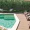 3 Bedroom Amazing Home In Pomer