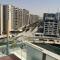 Modern 1-Bed with Rooftop Pool - 5 Minutes from Yas Island & Abu Dhabi Airport - 阿布扎比