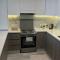 Modern 1-Bed with Rooftop Pool - 5 Minutes from Yas Island & Abu Dhabi Airport - 阿布扎比