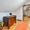Awesome Home In Breznicki Hum