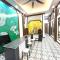 The Queen Hotel & Spa 2