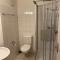 Zimmer mit privatem Badezimmer in Bümpliz-Bern