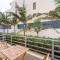 Beachfront Bentley Hotel One Bedroom Suite with Balcony and Beach access - ميامي بيتش