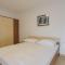 Awesome Home In Sevid With Wifi - 塞维德
