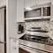 Modern Twist In A Historic Building, Sleeps 6 - أتلانتا