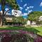 2 Bedroom Luxurious Home In Jurdani