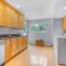 2nd Row Beach House with Ocean Glimpses - Private Pool & Spa - 29 Ruddy Turnstone - Гілтон-Гед-Айленд