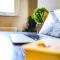 The City Centre Studios - Peterborough - Contractor Friendly - Free WiFi - Smart TV - Desk Space - Well Designed - Ideal for Long Work Stays - Peterborough