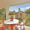 3 Bedroom Cozy Apartment In Stinjan