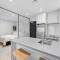 The Perfect Inner City Pad - Pool Gym Sauna - أوكلاند