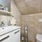Awesome Home In Breznicki Hum