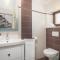 Stunning Home In Tinjan