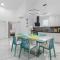 4 Bedroom Cozy Home In Betiga