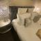 & Cosy Apartment in the heart of Stokes Croft