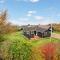 4 Bedroom Cozy Home In Vinderup
