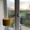 Top Floor En-suite Double Bedrooms With Great View Of Windsor Castle & Free Parking - Windsor